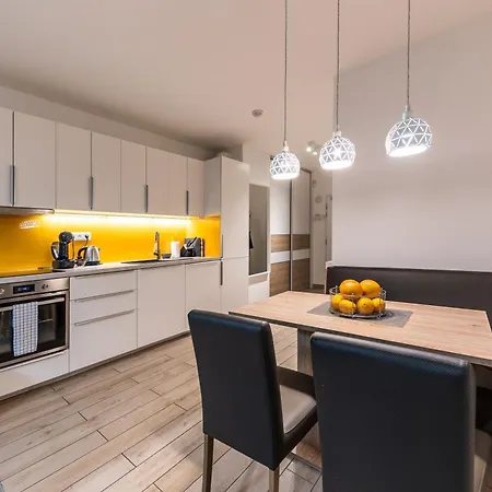 Nfs - Narodny Futbalovy Stadion - Apartment Pressburg